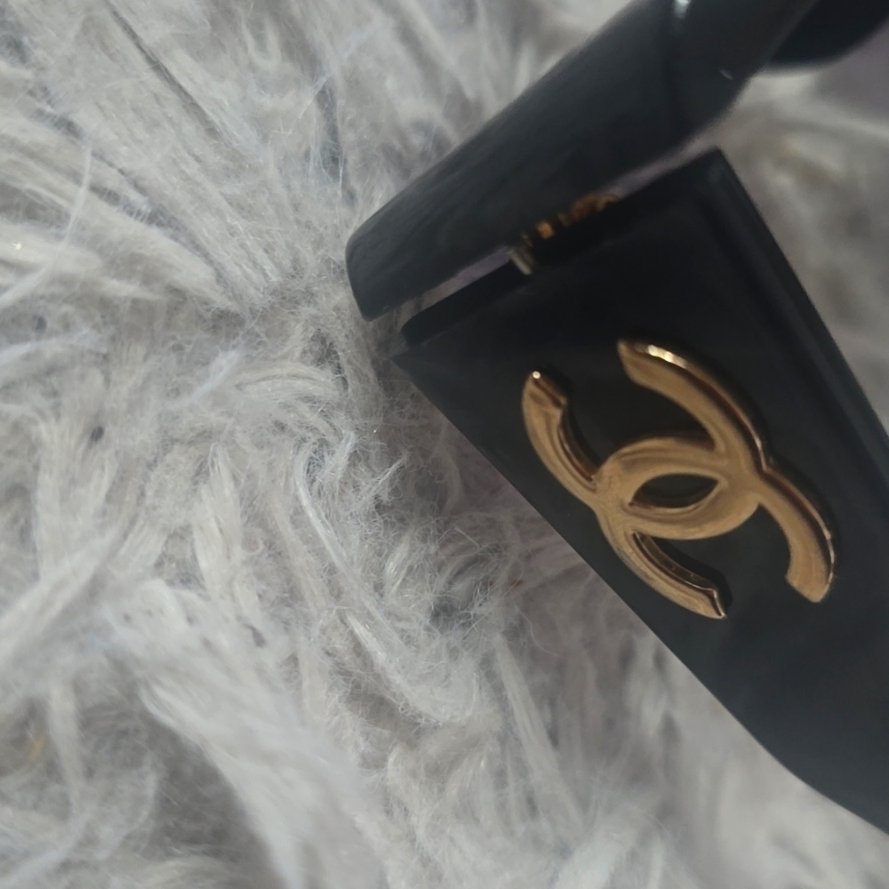 Chanel Black & Gold CC Vintage Women's Sunnies (VERY GOOD)(CASE)(READ)✨️🖤✨️ - Picture 10 of 10